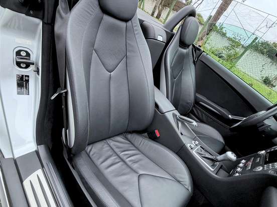 MERCEDES-BENZ-SLK 200-1.8 16V KOMPRESSOR GASOLINA AUTOMÁTICO MERCEDES-BENZ-SLK 200-2007
