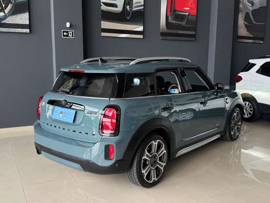 MINI-COUNTRYMAN-2022
