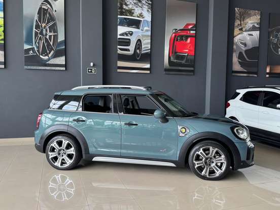 MINI-COUNTRYMAN-2022