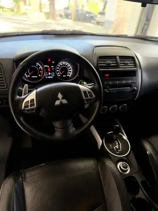 MITSUBISHI-ASX-2011