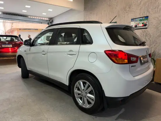 MITSUBISHI-ASX-2013