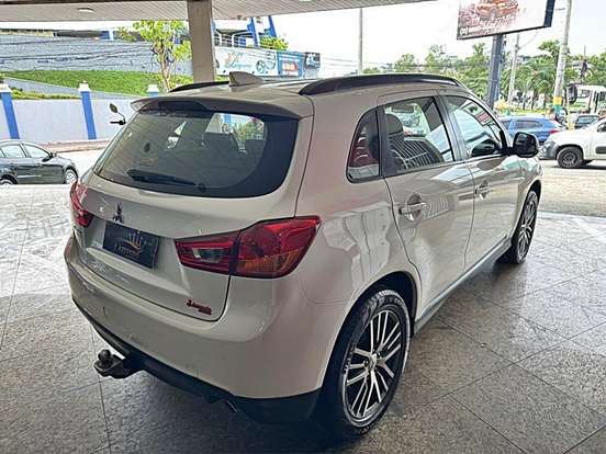 MITSUBISHI-ASX-2018