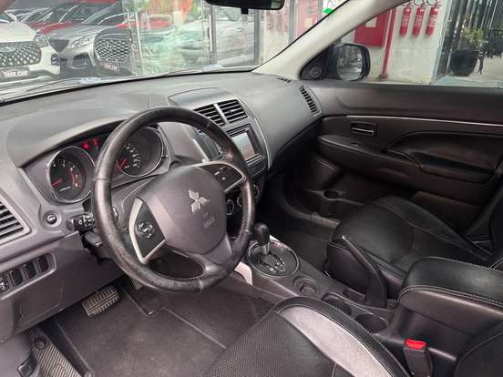 MITSUBISHI-ASX-2016