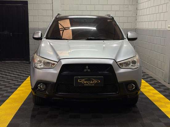 MITSUBISHI-ASX-2011