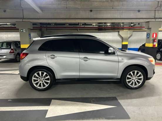 MITSUBISHI-ASX-2013