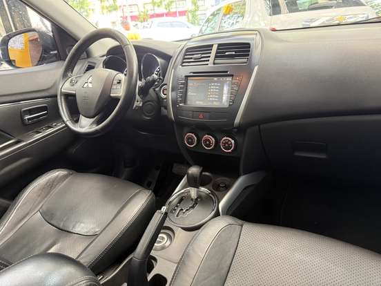 MITSUBISHI-ASX-2015