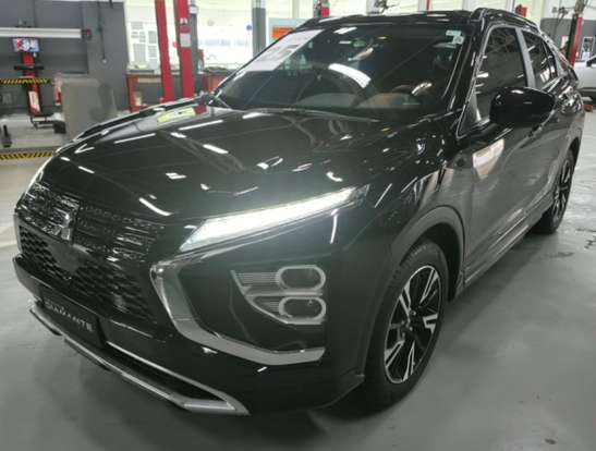 MITSUBISHI-ECLIPSE CROSS-2024