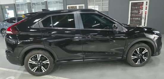 MITSUBISHI-ECLIPSE CROSS-2024