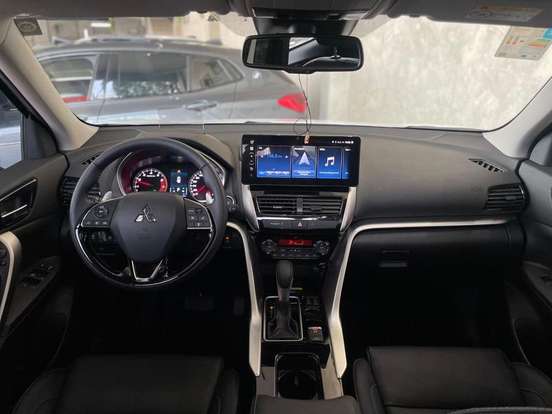 MITSUBISHI-ECLIPSE CROSS-1.5 MIVEC TURBO GASOLINA HPE-S CVT MITSUBISHI-ECLIPSE CROSS-2025
