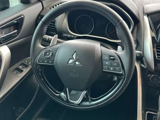 MITSUBISHI-ECLIPSE CROSS-1.5 MIVEC TURBO GASOLINA HPE-S S-AWC CVT MITSUBISHI-ECLIPSE CROSS-2024