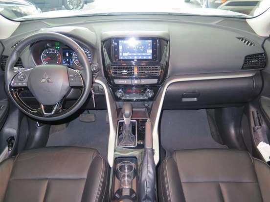MITSUBISHI-ECLIPSE CROSS-2024