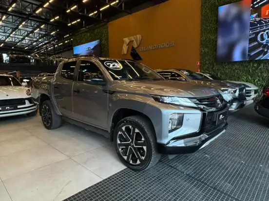 MITSUBISHI-L200 TRITON-2.4 16V TURBO DIESEL SPORT HPE-S CD 4P 4X4 AUTOMÁTICO MITSUBISHI-L200 TRITON-2023