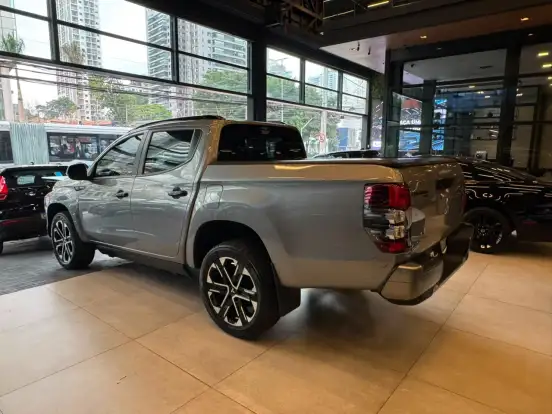 MITSUBISHI-L200 TRITON-2.4 16V TURBO DIESEL SPORT HPE-S CD 4P 4X4 AUTOMÁTICO MITSUBISHI-L200 TRITON-2023
