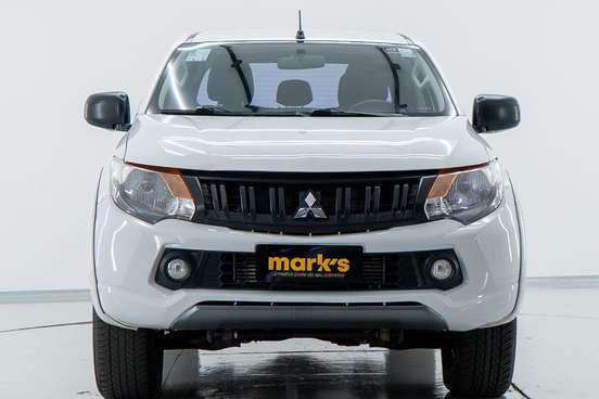 MITSUBISHI-L200 TRITON-2.4 16V TURBO DIESEL GL CD 4X4 MANUAL MITSUBISHI-L200 TRITON-2023