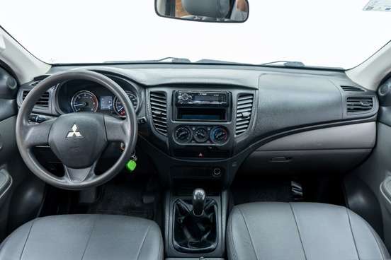 MITSUBISHI-L200 TRITON-2023