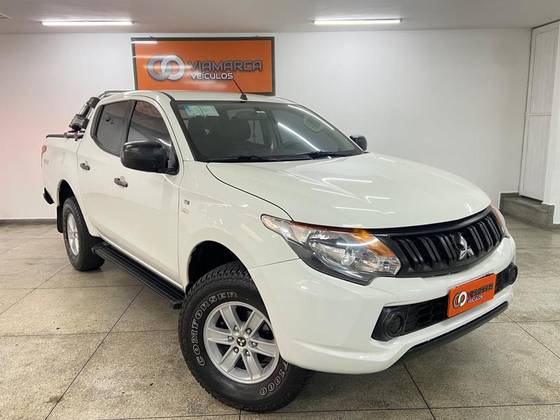 MITSUBISHI L200 TRITON 2.4 16V TURBO DIESEL SPORT GL CD 4P 4X4 MANUAL