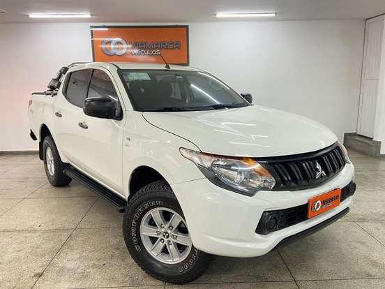 MITSUBISHI-L200 TRITON-2.4 16V TURBO DIESEL SPORT GL CD 4P 4X4 MANUAL MITSUBISHI-L200 TRITON-2021