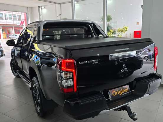 MITSUBISHI-L200 TRITON-2.4 16V TURBO DIESEL SPORT HPE CD 4P 4X4 AUTOMÁTICO MITSUBISHI-L200 TRITON-2024