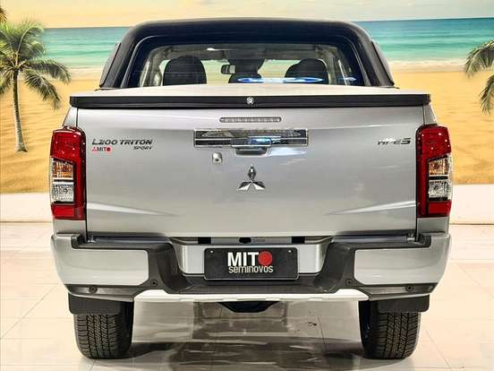 MITSUBISHI-L200 TRITON-2.4 16V TURBO DIESEL SPORT HPE-S CD 4P 4X4 AUTOMÁTICO MITSUBISHI-L200 TRITON-2024