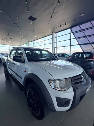 MITSUBISHI L200 TRITON 3.2 GL 4X4 CD 16V TURBO INTERCOLER DIESEL 4P MANUAL