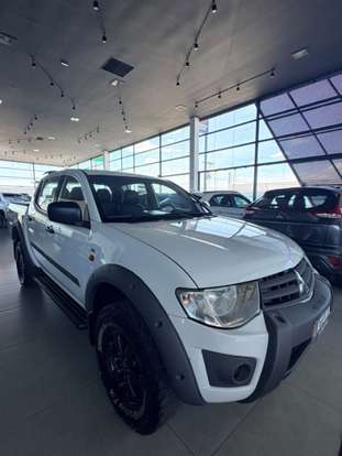 MITSUBISHI-L200 TRITON-3.2 GL 4X4 CD 16V TURBO INTERCOLER DIESEL 4P MANUAL MITSUBISHI-L200 TRITON-2016