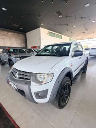 MITSUBISHI-L200 TRITON-3.2 GL 4X4 CD 16V TURBO INTERCOLER DIESEL 4P MANUAL MITSUBISHI-L200 TRITON-2016
