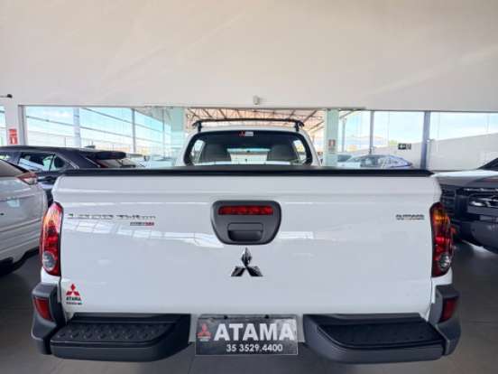 MITSUBISHI-L200 TRITON-3.2 GL 4X4 CD 16V TURBO INTERCOLER DIESEL 4P MANUAL MITSUBISHI-L200 TRITON-2016