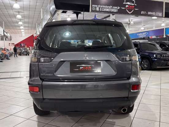 MITSUBISHI-OUTLANDER-2.0 16V GASOLINA 4P AUTOMÁTICO MITSUBISHI-OUTLANDER-2012