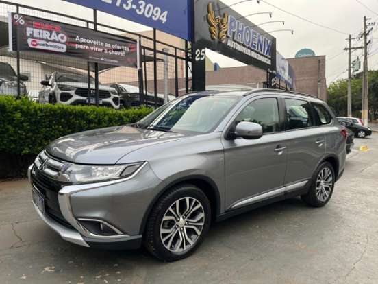 MITSUBISHI-OUTLANDER-2015