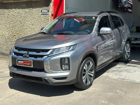MITSUBISHI OUTLANDER 2.0 MIVEC GASOLINA HPE AUTOMÁTICO