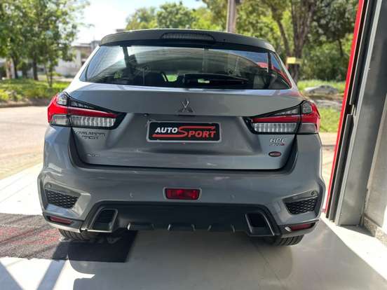 MITSUBISHI-OUTLANDER-2.0 MIVEC GASOLINA HPE AUTOMÁTICO MITSUBISHI-OUTLANDER-2021