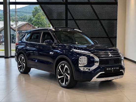 MITSUBISHI-OUTLANDER-2025
