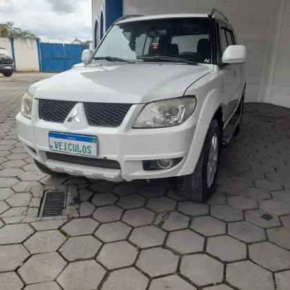 MITSUBISHI PAJERO 2.5 HD 4X4 8V TURBO INTERCOOLER DIESEL 4P MANUAL