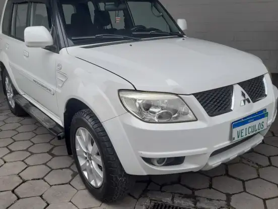 MITSUBISHI-PAJERO-2.5 HD 4X4 8V TURBO INTERCOOLER DIESEL 4P MANUAL MITSUBISHI-PAJERO-2012