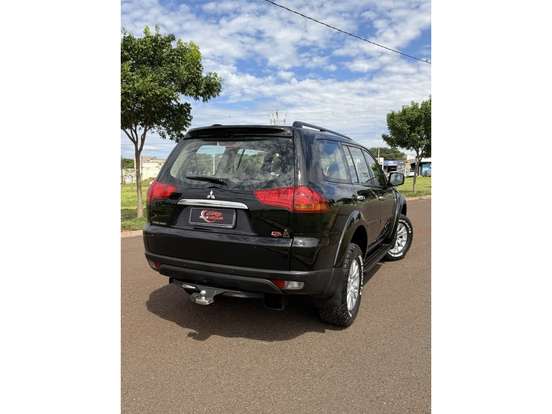 MITSUBISHI-PAJERO DAKAR-3.2 HPE 4X4 7 LUGARES 16V TURBO INTERCOOLER DIESEL 4P AUTOMÁTICO MITSUBISHI-PAJERO DAKAR-2010