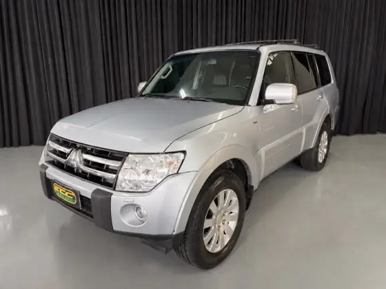 MITSUBISHI PAJERO FULL 3.8 HPE 4X4 V6 24V GASOLINA 4P AUTOMÁTICO