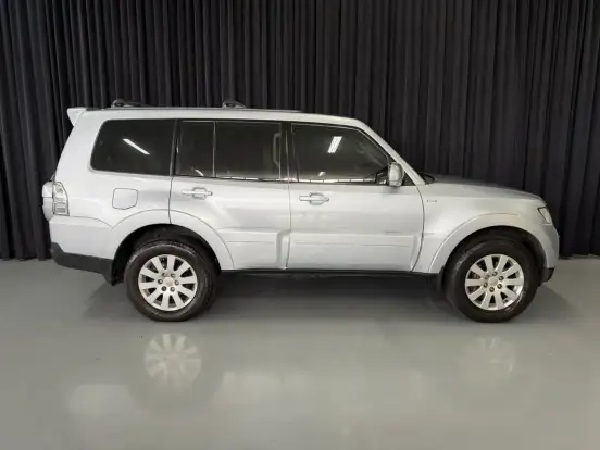 MITSUBISHI-PAJERO FULL-3.8 HPE 4X4 V6 24V GASOLINA 4P AUTOMÁTICO MITSUBISHI-PAJERO FULL-2007