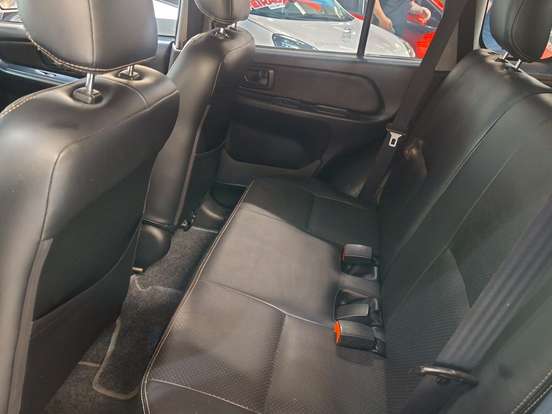 MITSUBISHI-PAJERO TR4-2.0 4X2 16V 140CV FLEX 4P AUTOMÁTICO MITSUBISHI-PAJERO TR4-2012