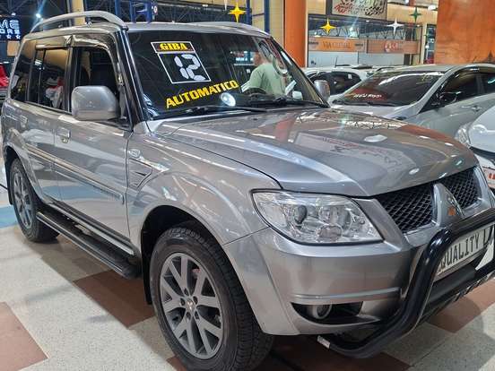 MITSUBISHI-PAJERO TR4-2.0 4X2 16V 140CV FLEX 4P AUTOMÁTICO MITSUBISHI-PAJERO TR4-2012