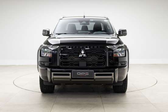 MITSUBISHI-TRITON-2.4 BITURBO DIESEL CD KATANA 4X4 AUTOMÁTICO MITSUBISHI-TRITON-2025