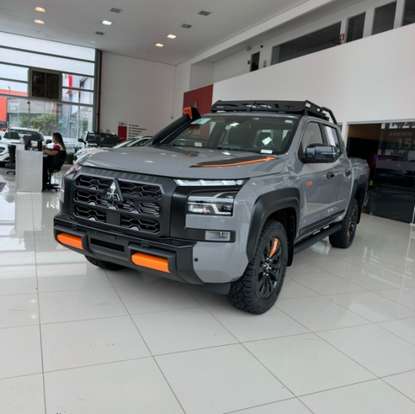 MITSUBISHI-TRITON-2026
