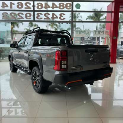 MITSUBISHI-TRITON-2026