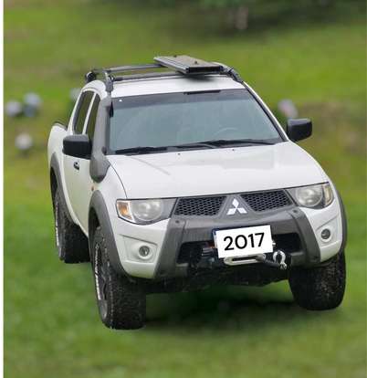 MITSUBISHI-L200 SAVANA-2016