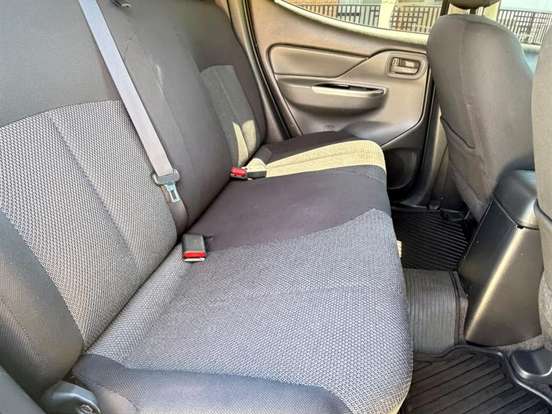 MITSUBISHI-L200 TRITON-2.4 16V TURBO DIESEL OUTDOOR GLS CD 4X4 AUTOMÁTICO MITSUBISHI-L200 TRITON-2021