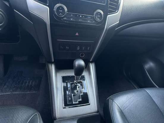 MITSUBISHI-L200 TRITON-2.4 16V TURBO DIESEL SPORT GLS CD 4P 4X4 AUTOMÁTICO MITSUBISHI-L200 TRITON-2022