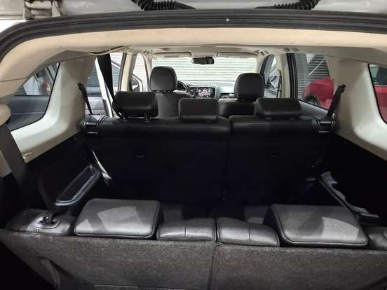 MITSUBISHI-OUTLANDER-2018