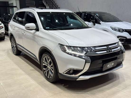 MITSUBISHI-OUTLANDER-2018