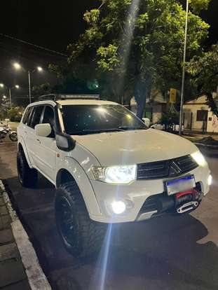 MITSUBISHI-PAJERO DAKAR-2013