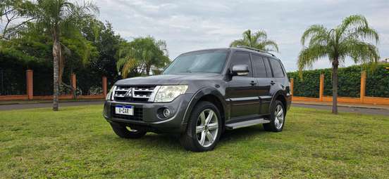 MITSUBISHI-PAJERO FULL-3.2 HPE 4X4 16V TURBO INTERCOOLER DIESEL 4P AUTOMÁTICO MITSUBISHI-PAJERO FULL-2013