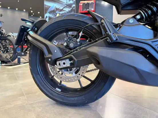 MOTO MORINI-SEIEMMEZZO STREET-2025